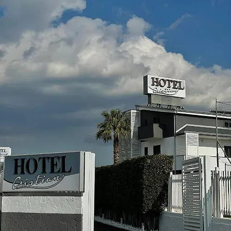 Cristian Ξενοδοχείο Giugliano In Campania