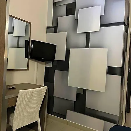 Hotel Cristian Giugliano In Campania