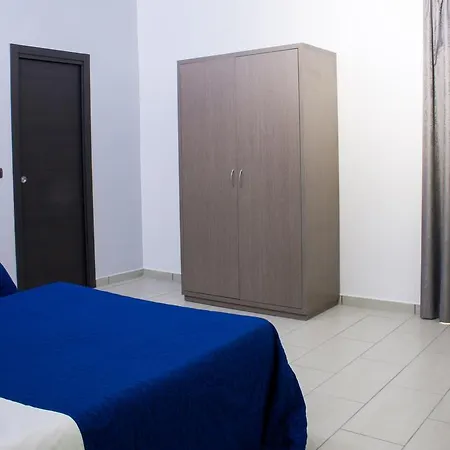 Hotel Cristian Giugliano In Campania